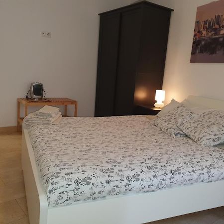 Apartamentos Naranja Y Limon Valencia Eksteriør billede